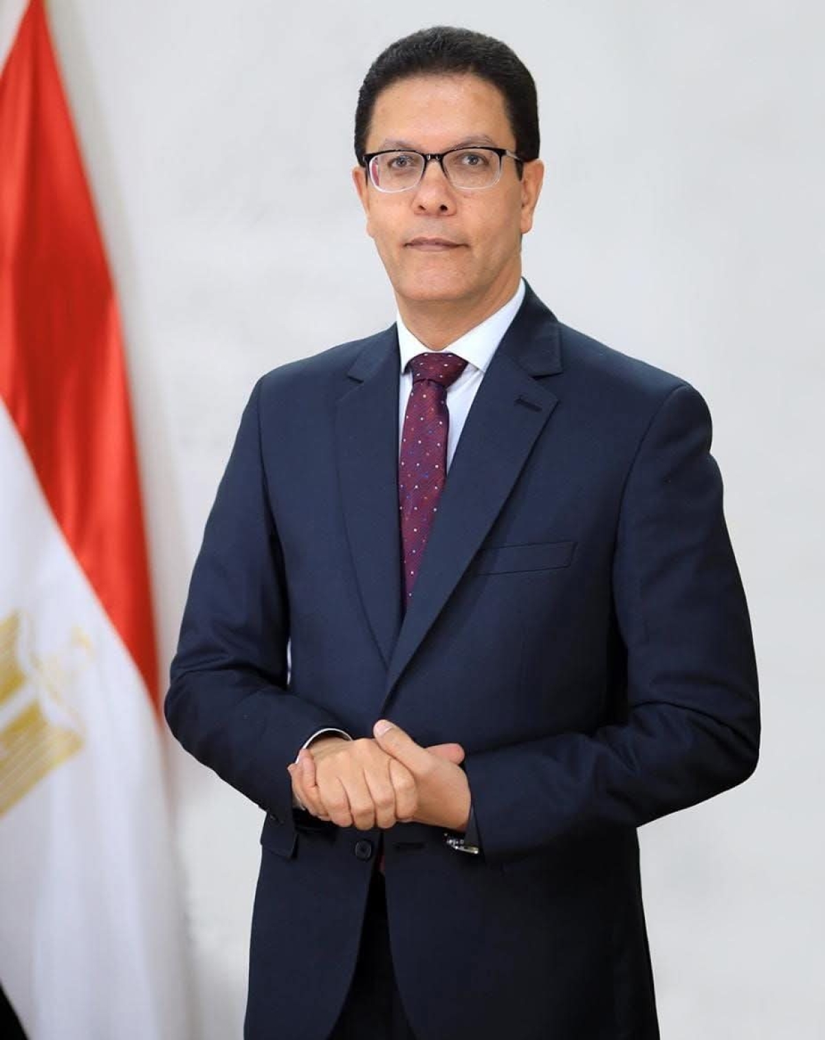 مدير وحدة التدريب علي تكنولوجيا المعلومات بالجامعة يهنئ معالي رئيس جامعة بنها